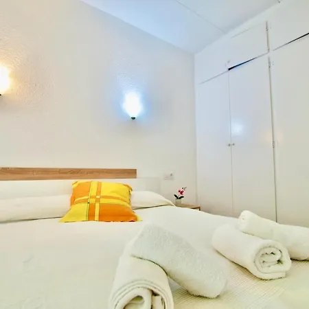 V&v Lloret: Garden With Pool, 150m From Canyelles * Lloret de Mar