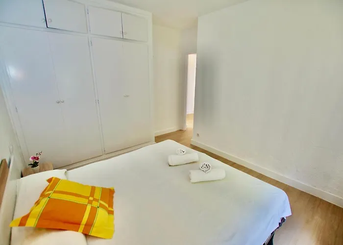 Apartment V&v Lloret: Garden With Pool, 150m From Canyelles Lloret de Mar