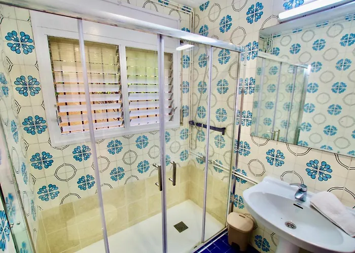 V&v Lloret- Europa 公寓 *